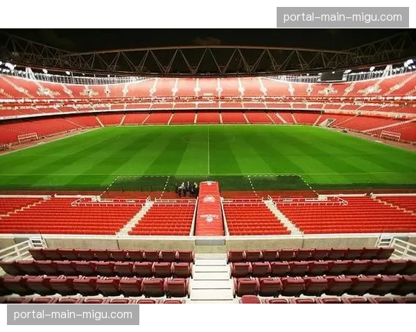 “超梦剧场”已成豪门新标准，球场越来越重要